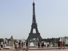 Paris Belediyesi’nden tarihi Filistin adımı