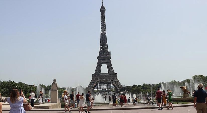 Paris Belediyesi’nden tarihi Filistin adımı