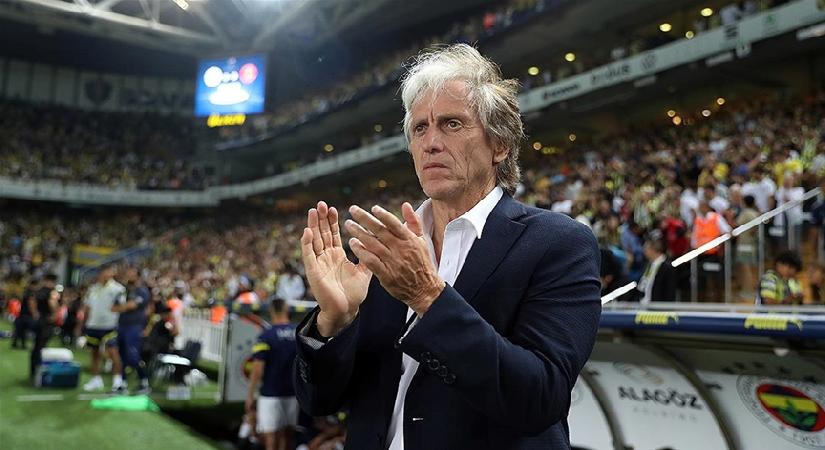 Şampiyon oldu, tezlere cevap verdi. “Fenerbahçe’de tamamlanması gereken bir öyküm var”