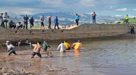 Serinlemek için gölete giren 2 çocuk boğuldu