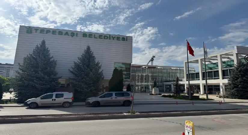 Tepebaşı Belediyesi’ne yolsuzluk operasyonu: 25 kuşkulu adliyede