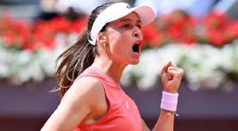 Zeynep Sönmez meslek rekoru kırdı!