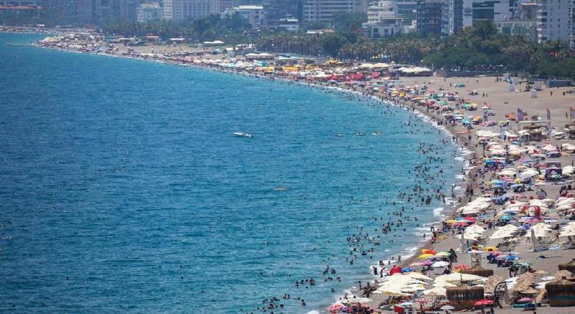 Antalya’ya 5 ayda 3.5 milyon turist: Birinci sırada Almanya