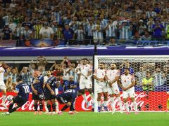 Arjantin 3’te 3’le cins atladı