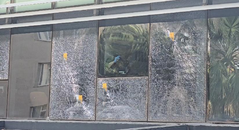 Beykoz’da iş merkezine silahlı taarruz