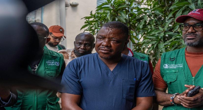 Birinci kurbanlardan biriydi, Ebola’yı mucizevi biçimde yendi! Şimdi ise her gün mevt tehditleri alıyor