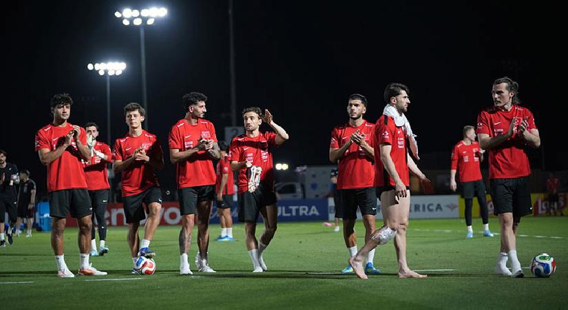 ‘Bizim Çocuklar’ için 3 bin taraftar tribünde!