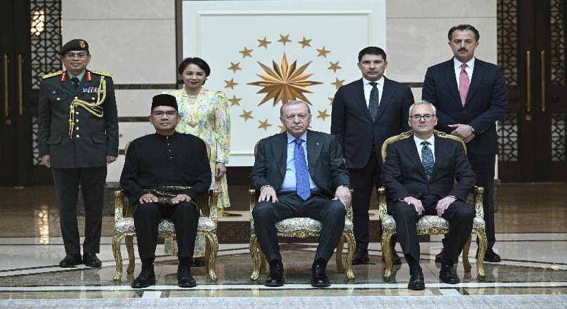 Cumhurbaşkanı Erdoğan 5 ülkenin itimat mektuplarını kabul etti