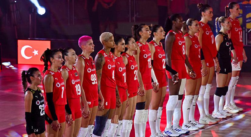 Dominik Cumhuriyeti – Türkiye voleybol maçı ne vakit, hangi kanalda, saat kaçta? Filenin Sultanları Millerler Ligi’nde (VNL) birinci maçına çıkıyor!