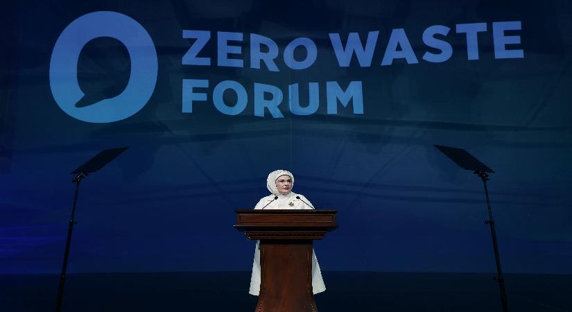 Emine Erdoğan: Sıfır Atık Forumu’nu tarihi bir buluşma olarak görüyoruz