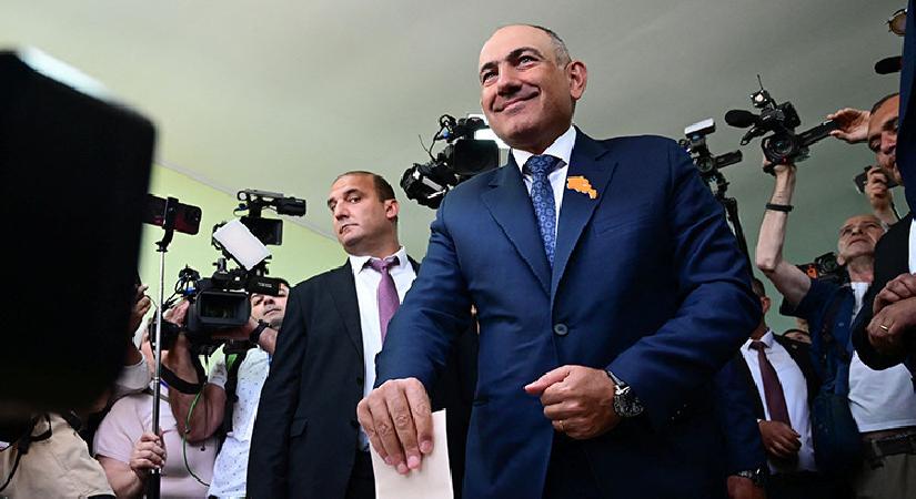 Ermenistan genel seçimler için sandık başında