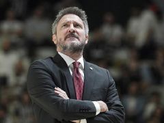Galatasaray’da Pozzecco ile yola devam