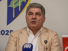 Hakan Safi’den Luis Suarez için yeni açıklama: ‘Transferler devam edecek’