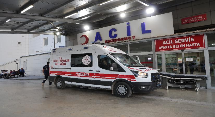 Husumetli aileden silahlı atak. Baba ve oğlu öldürüldü