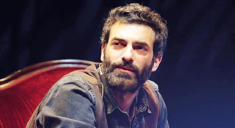 İlker Kaleli’nin tiyatro koşulu yerli metin