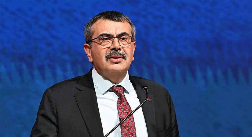 İmtihan sistemi değişecek mi? Bakan Tekin’den açıklama