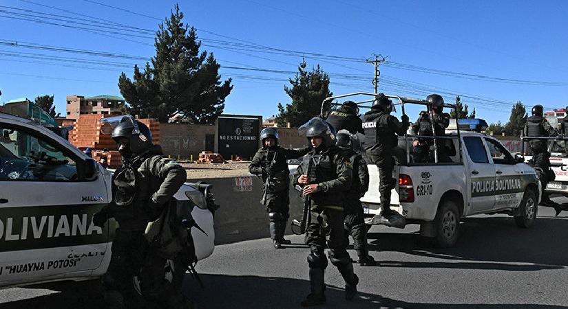 Protestolar arttı: Ülkede OHAL duyuru edildi