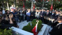 15 Temmuz kahramanı şehit Ömer Halisdemir’in kabrinde merasim düzenlendi