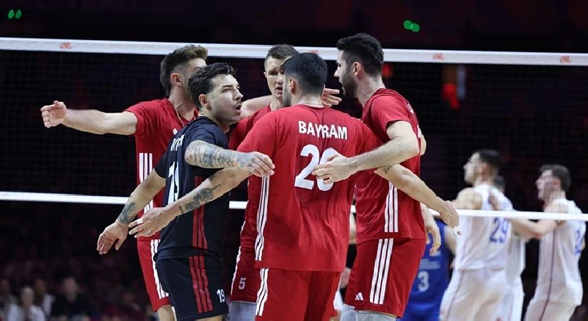 A Ulusal Erkek Voleybol Takımı, Sırbistan’ı set vermeden geçti