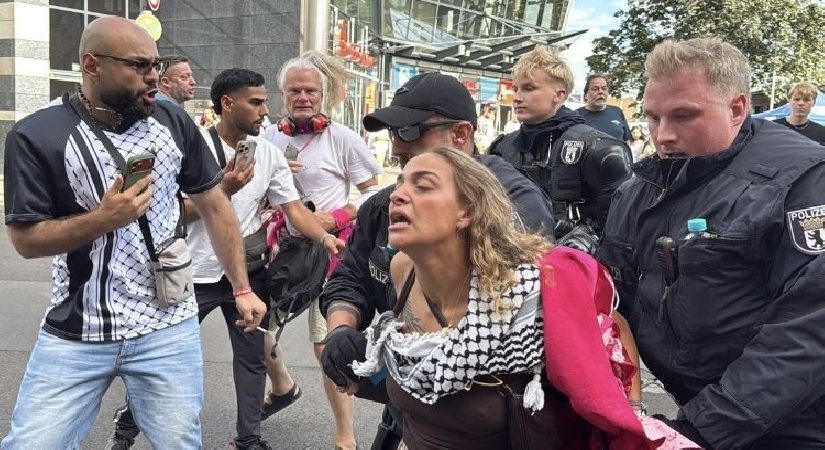 Almanya’da İsrail’e mühimmat üreten Rheinmetall protesto edildi… Çok sayıda kişi gözaltında