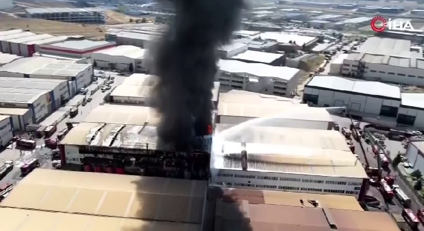 Ankara’da fabrika yangını