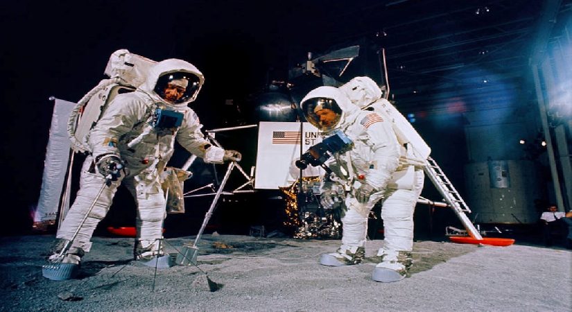 Astronotları Ay’dan kurtaran kalem rekor fiyata satıldı