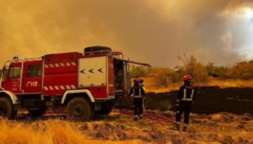 Avrupa yanıyor! Fransa ve İspanya’da on binlerce hektar kül oldu