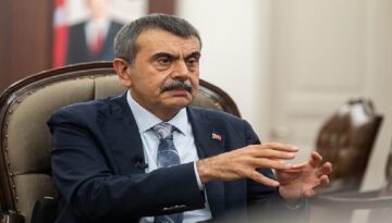 Bakan Tekin: Eğitimde ivme yukarı yönlü