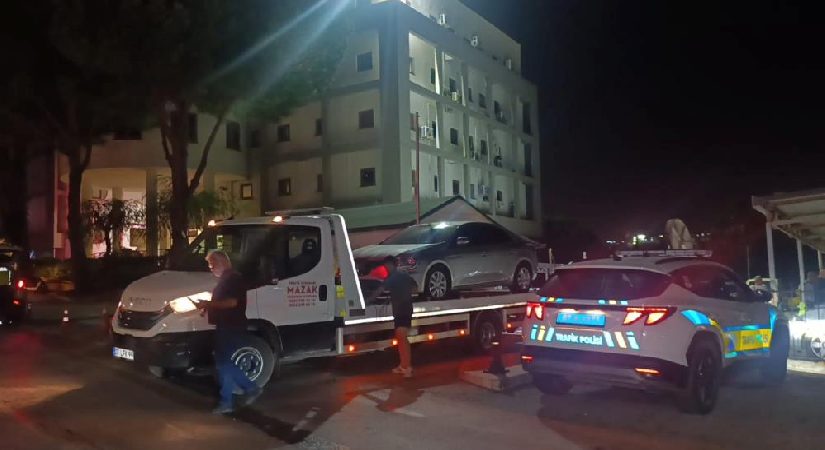Belediyeye gece yarısı haciz operasyonu: Otomobiller yediemine çekildi