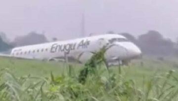 Benin’de endişe dolu anlar: Yolcu uçağı pistten çıktı