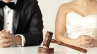 Boşanma davalarında dikkat çeken emsal kararlar. İşte Yargıtay’ın kusurlu saydığı durumlar