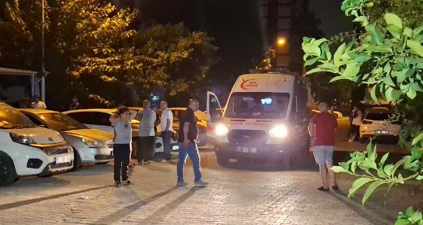 Boşanmak isteyen eşini uykuda katletti