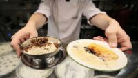 Bursa’nın tescilli lezzeti ezber bozdu. 2 aylık uğraş sonrası sıcak tatlının yeni hali