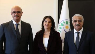 DEM Parti heyeti İmralı’ya gitti