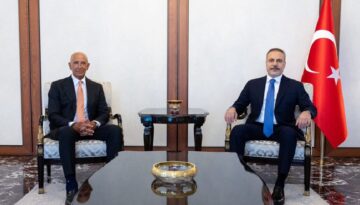 Dışişleri Bakanı Hakan Fidan, ABD Büyükelçisi Barrack ile görüştü