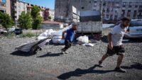 DOA sistemi sokak toplayıcılarının gelirini düşürdü