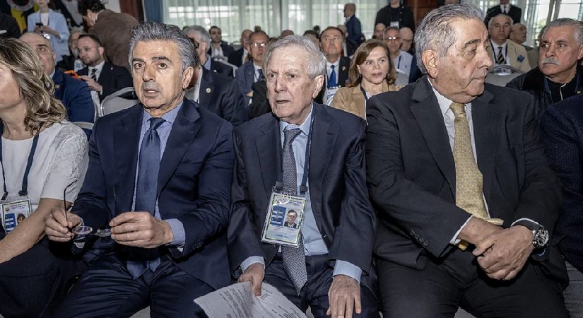 Fenerbahçe Futbol A.Ş.’de 7 istifa, yeni yönetim kurulu açıklandı. Mahmut Uslu kararı