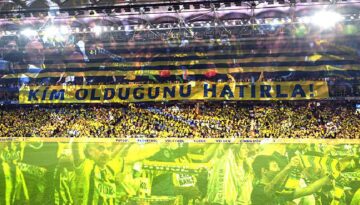 Fenerbahçe taraftarından futbolculara ileti: ‘Kim olduğunu hatırla!’