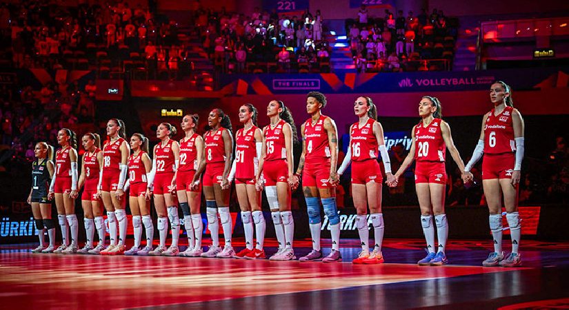 Filenin Sultanları, konut sahibi Çin’i set vermeden devirip finale yükseldi! (VNL Milletler Ligi)