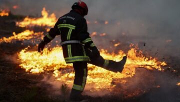 Fransa ve İspanya’da orman yangınları devam ediyor. Asker alana indi