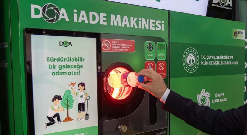 Her getirene 1 lira veriliyor. DOA makinelerine bir günde 1,5 milyon şişe atıldı