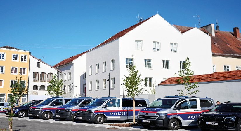 Hitler’in meskeni karakol oldu