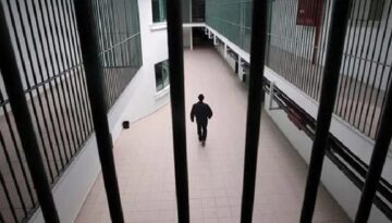 İran 2 yıldan uzun müddettir tutuklu bulunan ABD vatandaşını hür bıraktı