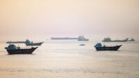 İran’dan Umman’ın Hürmüz teklifine ret