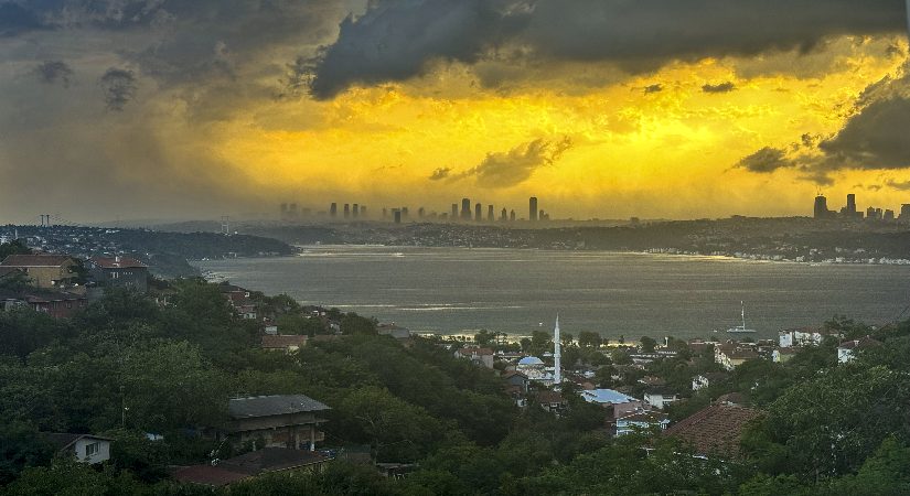 İstanbul dahil 11 kent için sarı kodlu alarm! Meteoroloji uyardı, kuvvetli geliyor