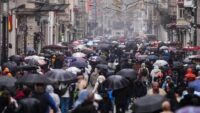 İstanbul’da yağmur bugün başlıyor, sıcaklık 8 derece düşecek! Trakya, Karadeniz ve İç Anadolu’da sel riski