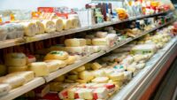 Listeria bakterisi tezi gündem oldu. Bakanlıktan ünlü markanın peyniri için toplatma kararı