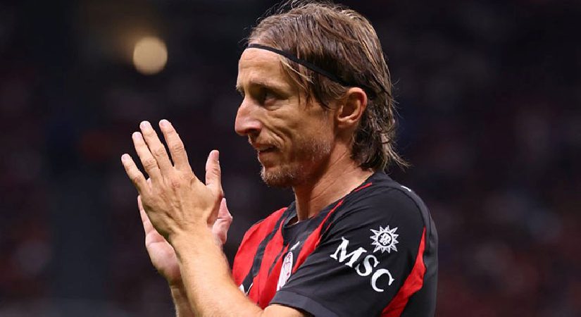 Luka Modric’ten 1 yıllık imza!