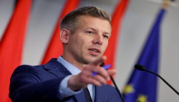 Macaristan Başbakanı Peter Magyar’a tükürüklü hücum