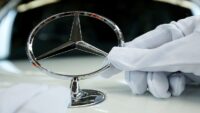 Mercedes’in Çin’deki kaybı derinleşti. CEO Källenius’tan Avrupa’ya rekabet uyarısı